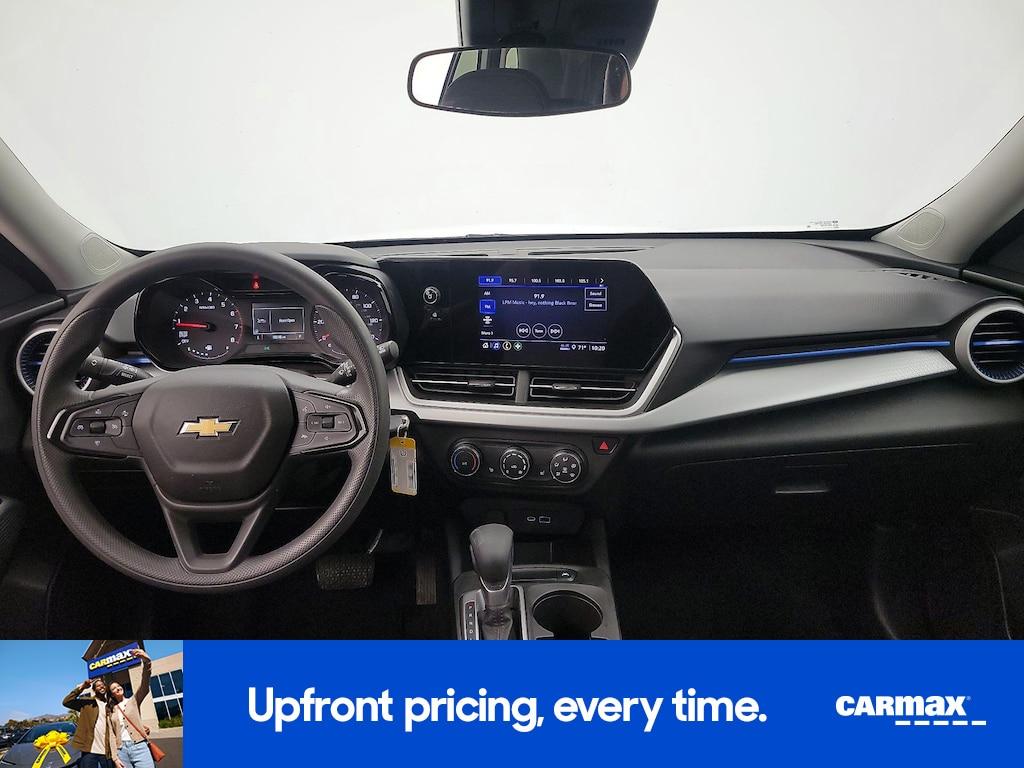 used 2025 Chevrolet Trax car, priced at $23,998