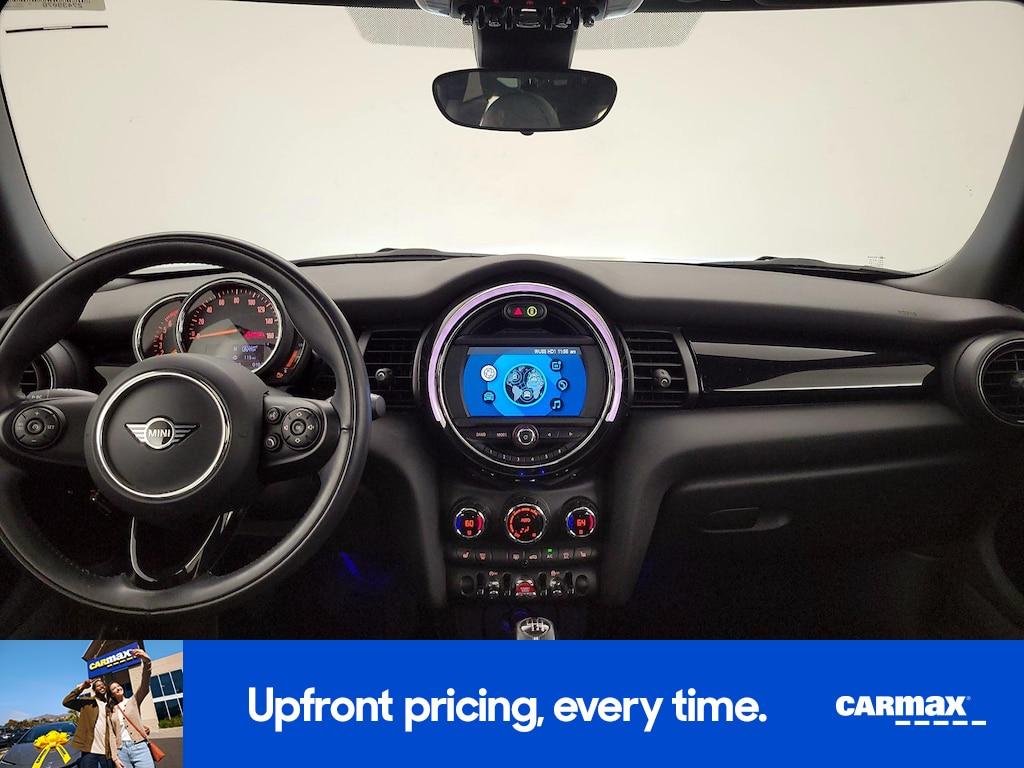 used 2021 MINI Hardtop car, priced at $22,998