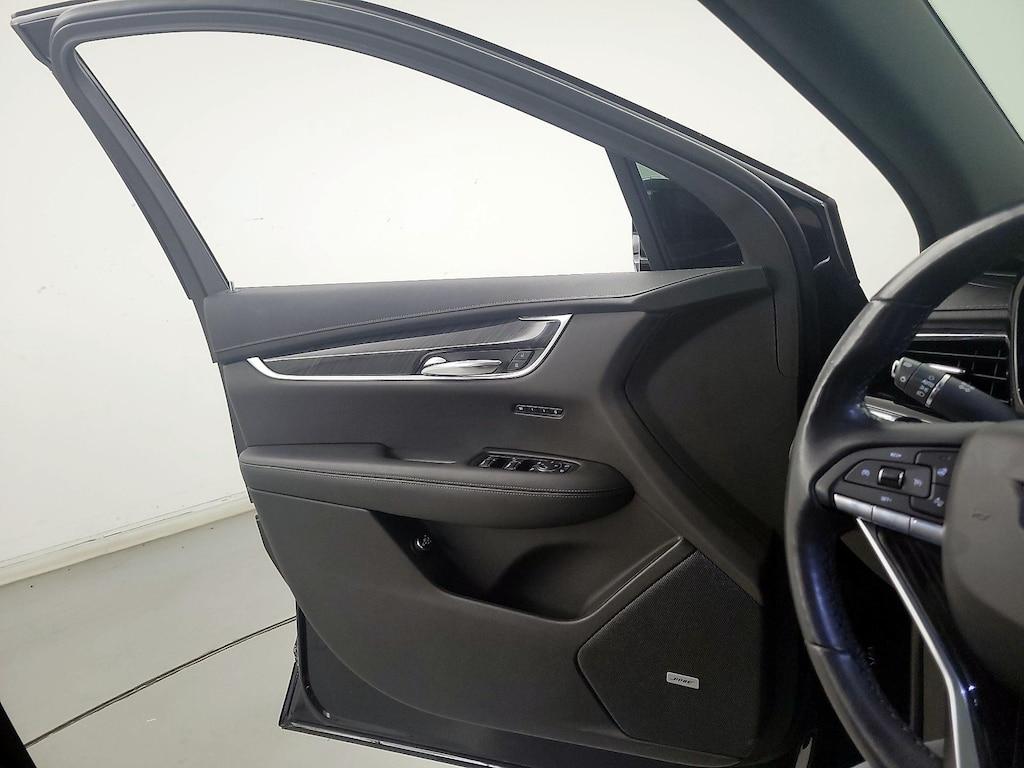 used 2020 Cadillac XT6 car, priced at $32,998