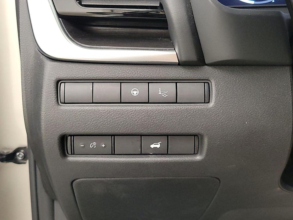 used 2022 Nissan Rogue car, priced at $27,998