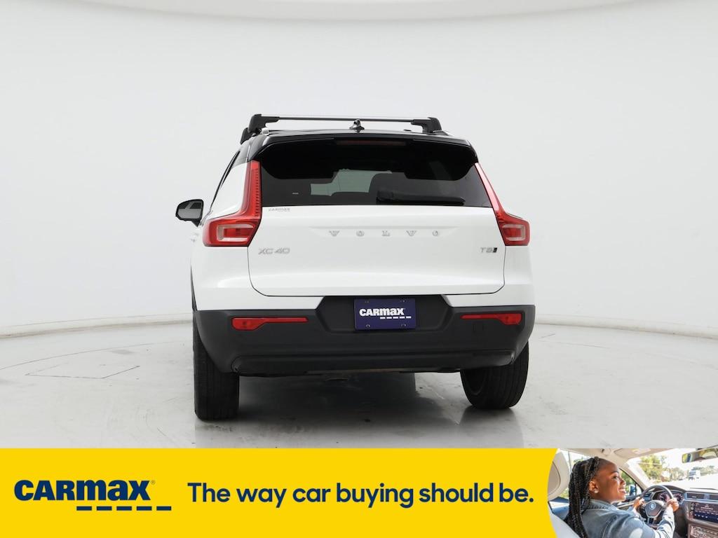 used 2022 Volvo XC40 car, priced at $26,998