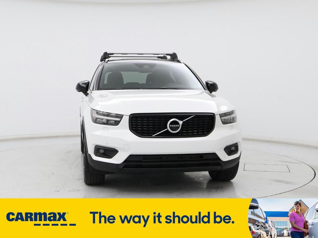 used 2022 Volvo XC40 car, priced at $26,998