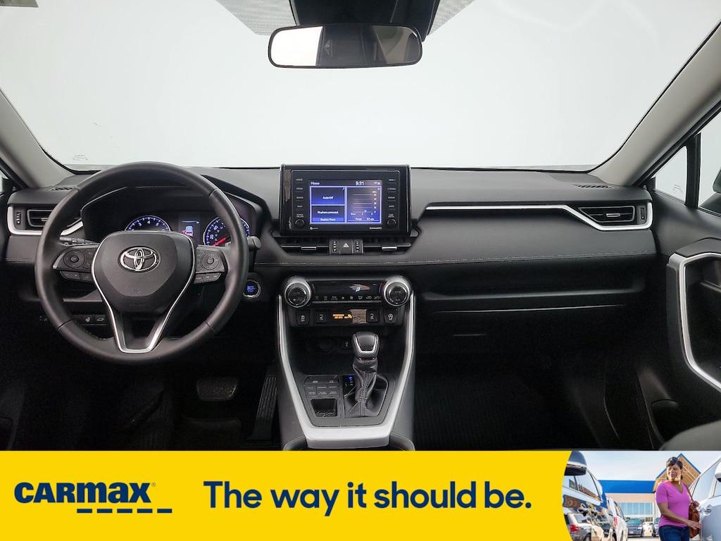 used 2020 Toyota RAV4 car, priced at $29,998