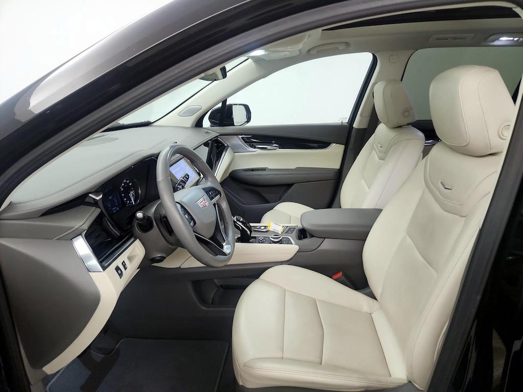 used 2023 Cadillac XT6 car, priced at $42,998