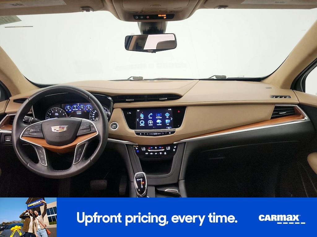 used 2017 Cadillac XT5 car, priced at $20,998