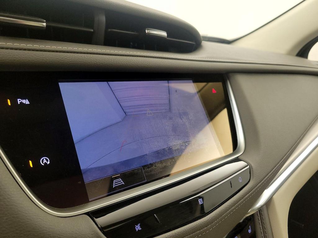 used 2021 Cadillac XT5 car, priced at $27,998