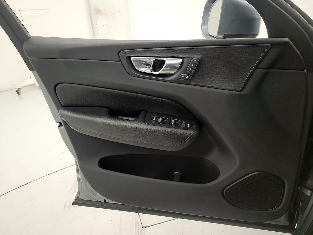 used 2018 Volvo XC60 car, priced at $22,998