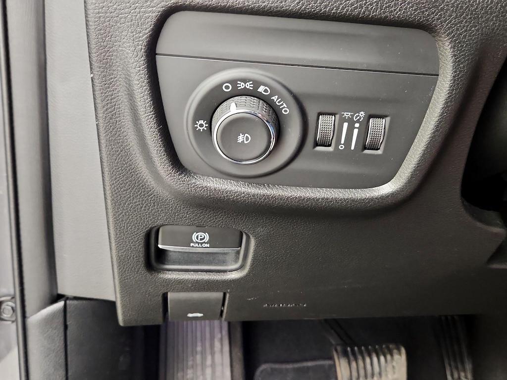 used 2021 Jeep Grand Cherokee L car, priced at $32,998