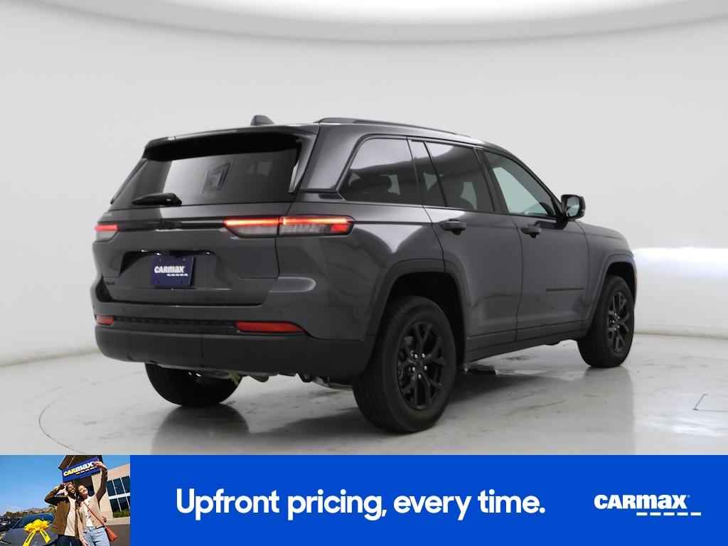used 2025 Jeep Grand Cherokee car, priced at $39,998