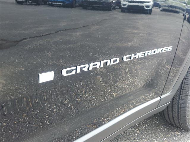new 2024 Jeep Grand Cherokee car, priced at $40,427