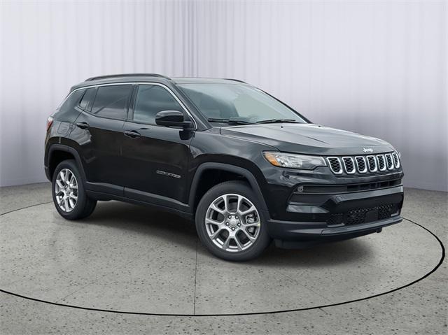 new 2024 Jeep Compass car, priced at $40,435