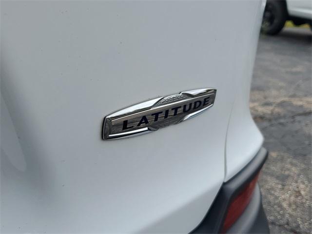 used 2019 Jeep Cherokee car, priced at $18,196