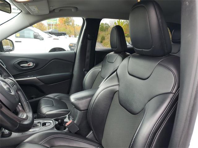 used 2019 Jeep Cherokee car, priced at $18,196