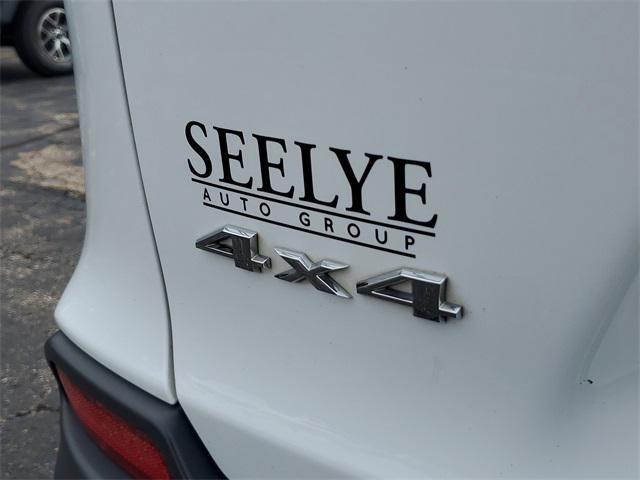 used 2019 Jeep Cherokee car, priced at $18,196