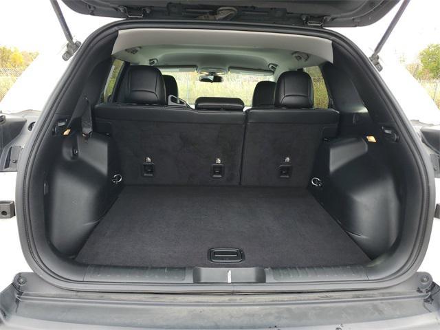 used 2019 Jeep Cherokee car, priced at $18,196