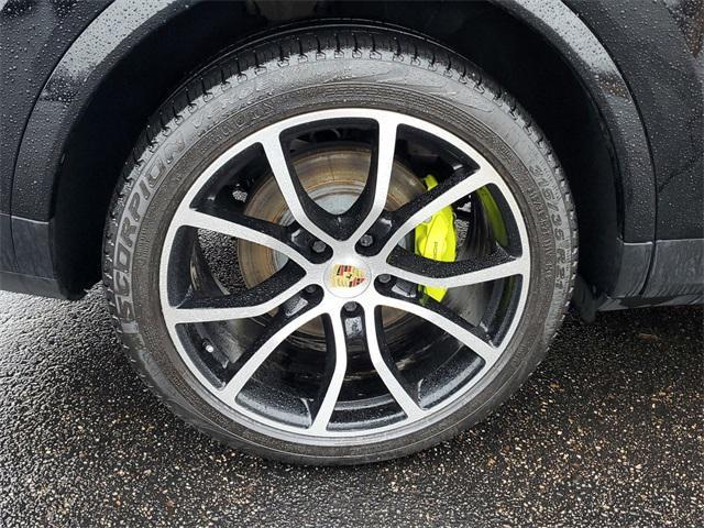 used 2021 Porsche Cayenne E-Hybrid car, priced at $54,000