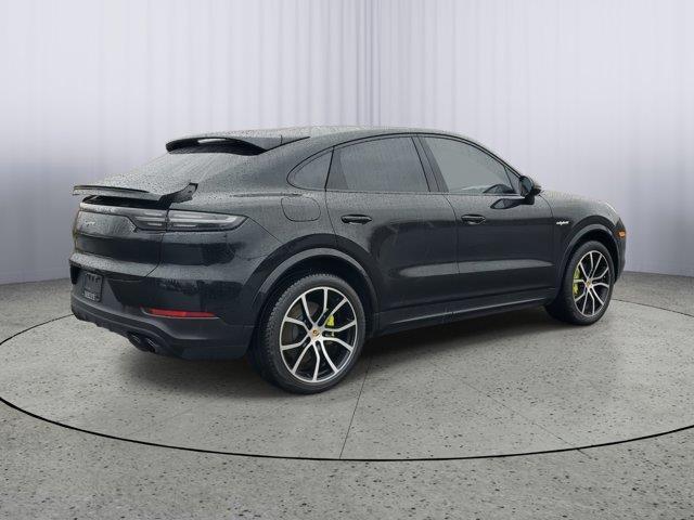 used 2021 Porsche Cayenne E-Hybrid car, priced at $55,500