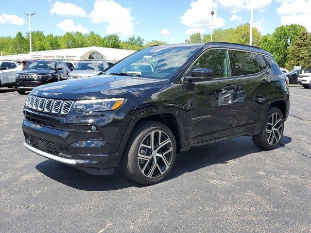 new 2024 Jeep Compass car, priced at $38,493