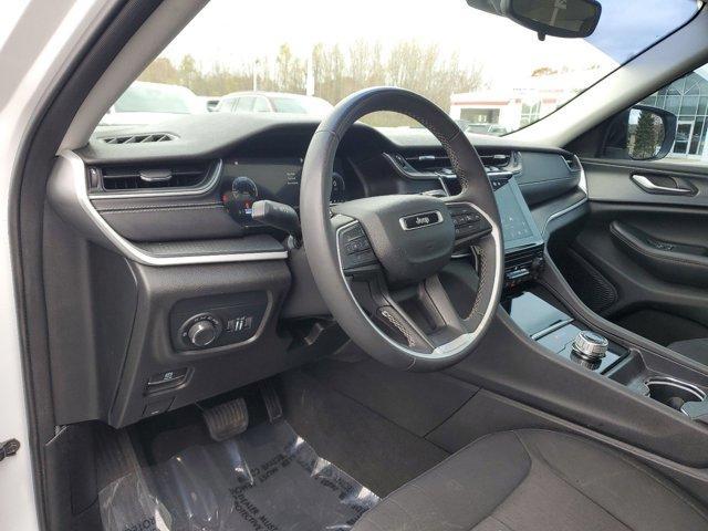 used 2023 Jeep Grand Cherokee car, priced at $35,900