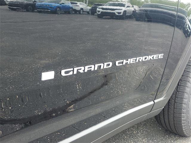new 2024 Jeep Grand Cherokee car, priced at $38,020