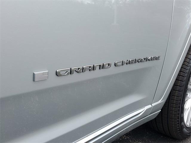 new 2024 Jeep Grand Cherokee car, priced at $61,000