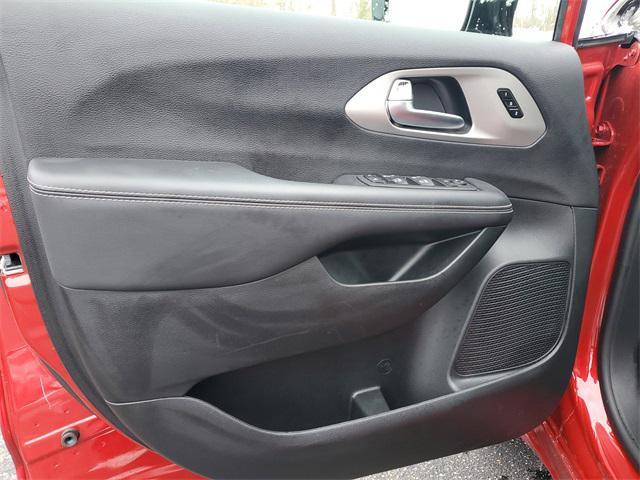 used 2024 Chrysler Pacifica car, priced at $44,800