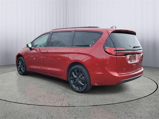 used 2024 Chrysler Pacifica car, priced at $44,800