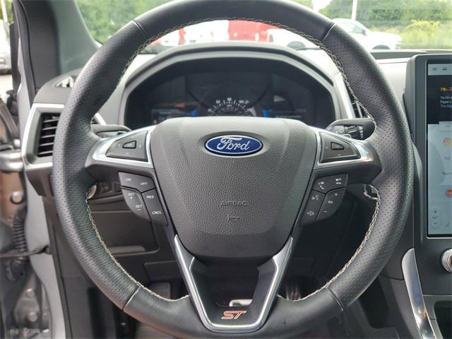 used 2024 Ford Edge car, priced at $37,500