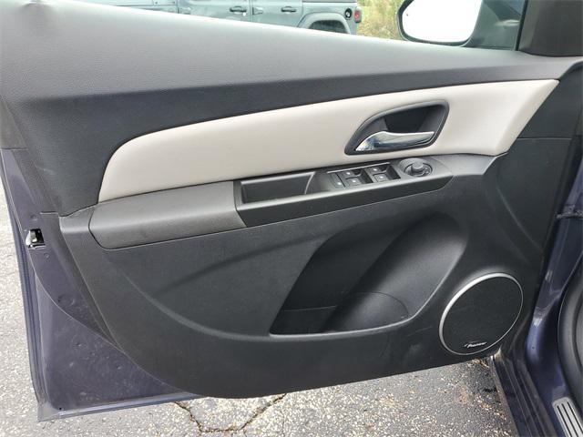 used 2014 Chevrolet Cruze car, priced at $9,988