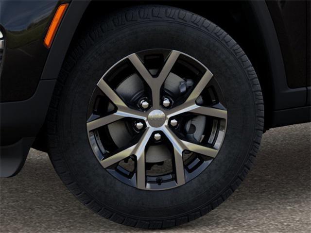 new 2025 Jeep Grand Cherokee car, priced at $45,654