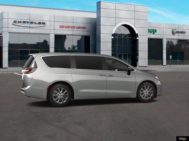 new 2024 Chrysler Pacifica car, priced at $47,781