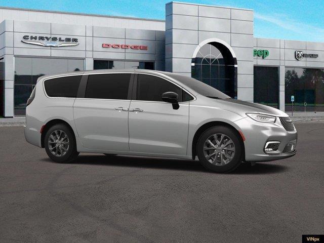 new 2024 Chrysler Pacifica car, priced at $47,781