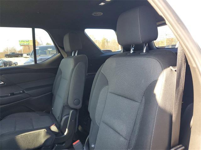 used 2023 Chevrolet Traverse car, priced at $26,421