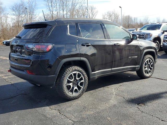 new 2024 Jeep Compass car, priced at $36,042