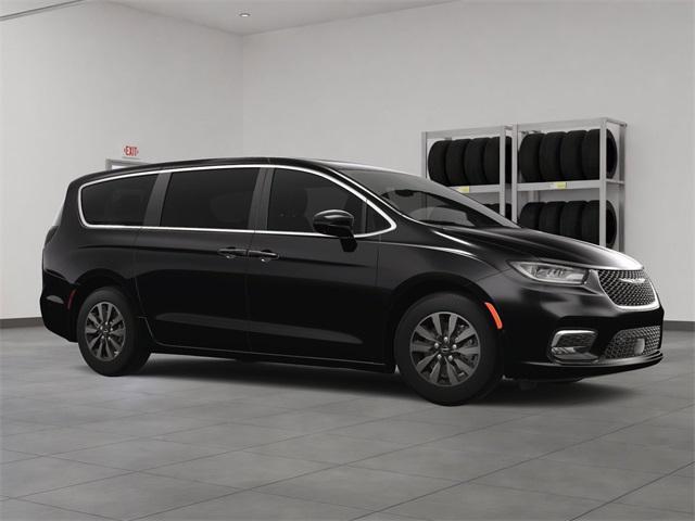 new 2025 Chrysler Pacifica Hybrid car, priced at $44,632