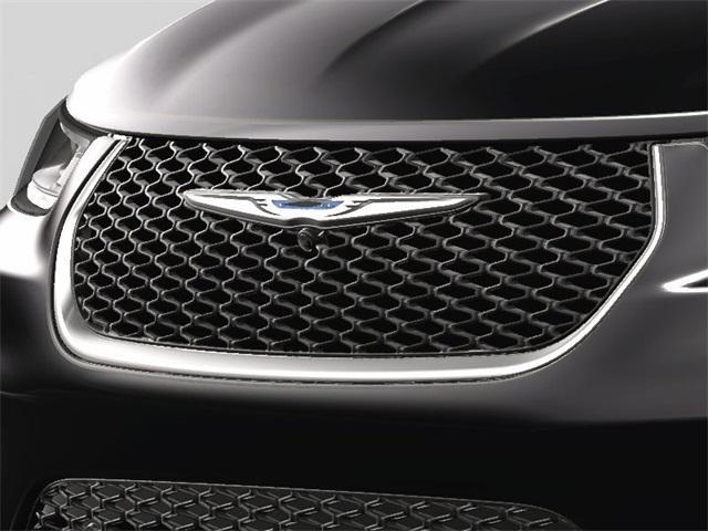 new 2025 Chrysler Pacifica Hybrid car, priced at $44,632