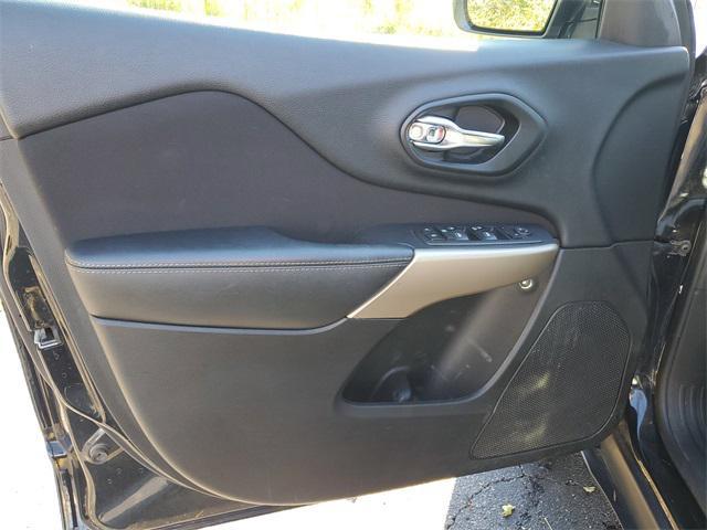 used 2018 Jeep Cherokee car, priced at $14,655