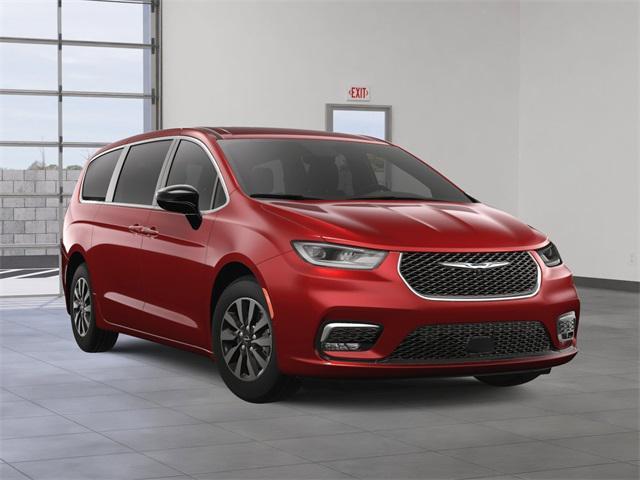 new 2025 Chrysler Pacifica Hybrid car, priced at $47,866