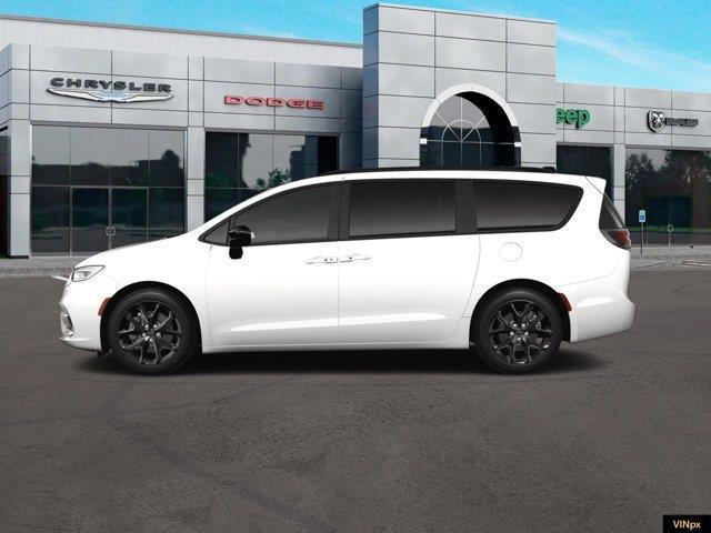 new 2024 Chrysler Pacifica car, priced at $48,032