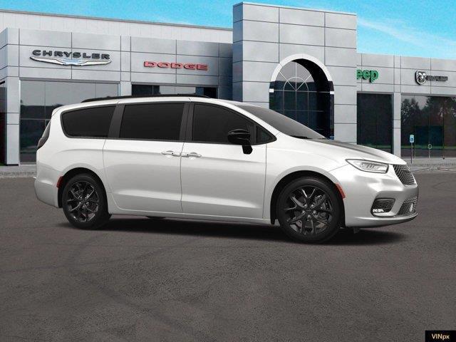 new 2024 Chrysler Pacifica car, priced at $48,032