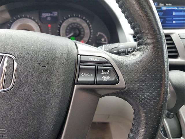 used 2014 Honda Odyssey car, priced at $9,900