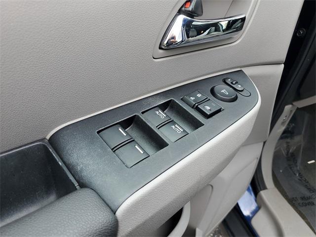 used 2014 Honda Odyssey car, priced at $9,900