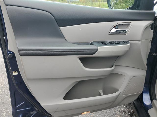 used 2014 Honda Odyssey car, priced at $9,900