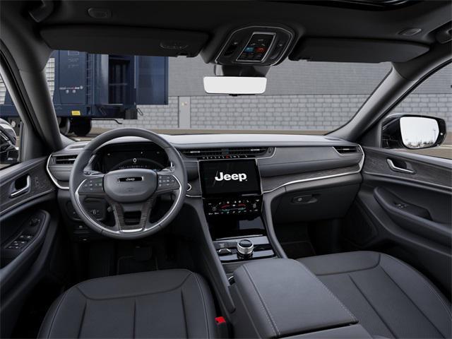 new 2025 Jeep Grand Cherokee car, priced at $45,459