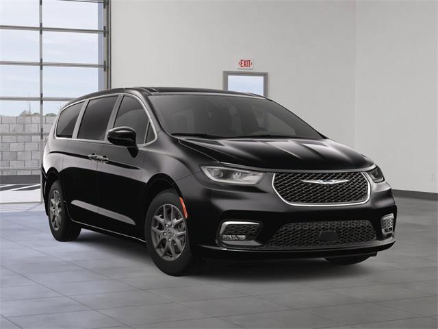 new 2025 Chrysler Pacifica car, priced at $44,282