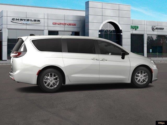 new 2024 Chrysler Pacifica car, priced at $42,092