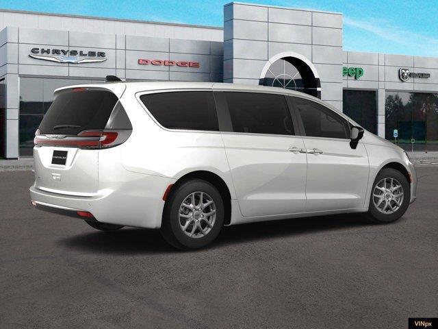 new 2024 Chrysler Pacifica car, priced at $42,092