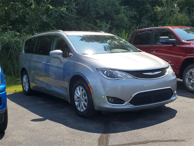 used 2019 Chrysler Pacifica car, priced at $13,153