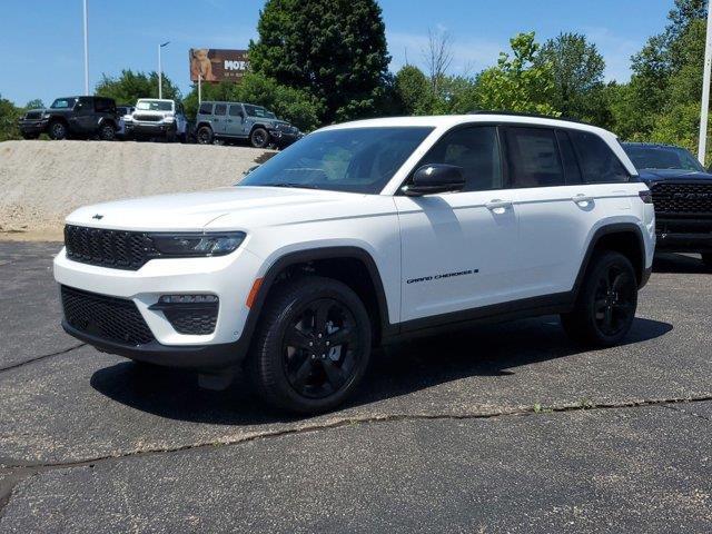 new 2024 Jeep Grand Cherokee car, priced at $55,123