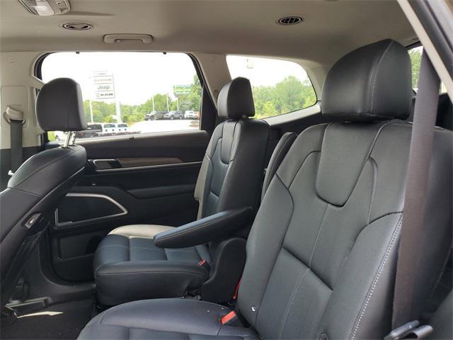 used 2022 Kia Telluride car, priced at $37,879